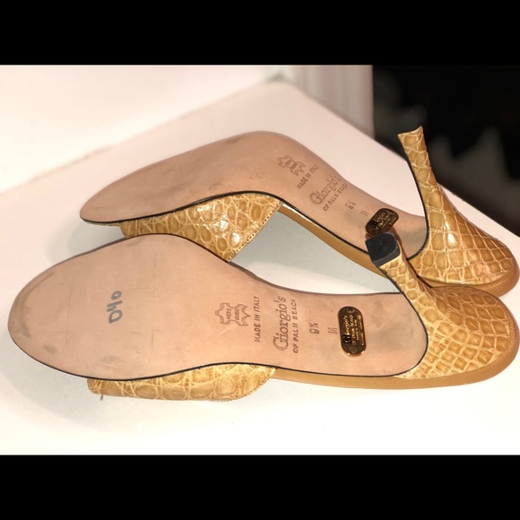 • NEW • Giorgio's of Palm Beach - Picture 2 of 3